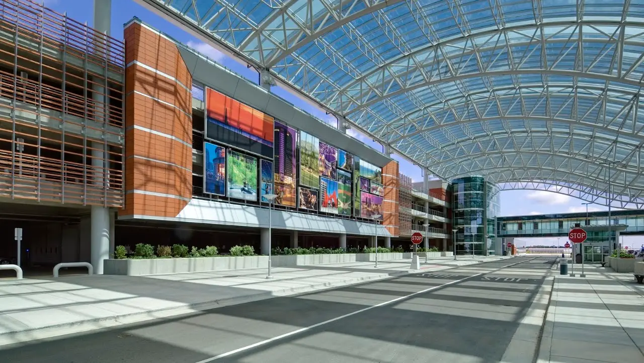 Gerald R. Ford International Airport (GRR), photo 2