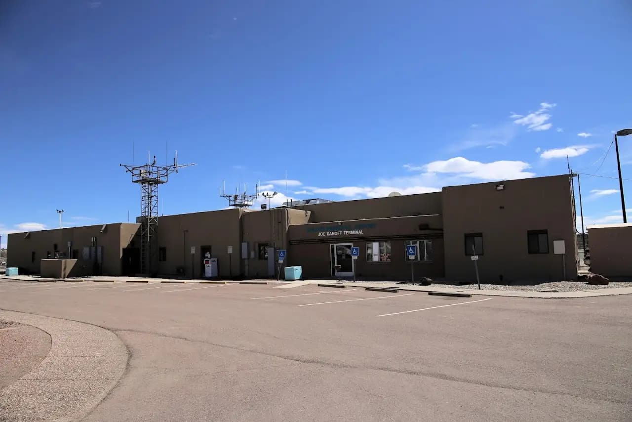 Gallup Municipal Airport (GUP), photo 4