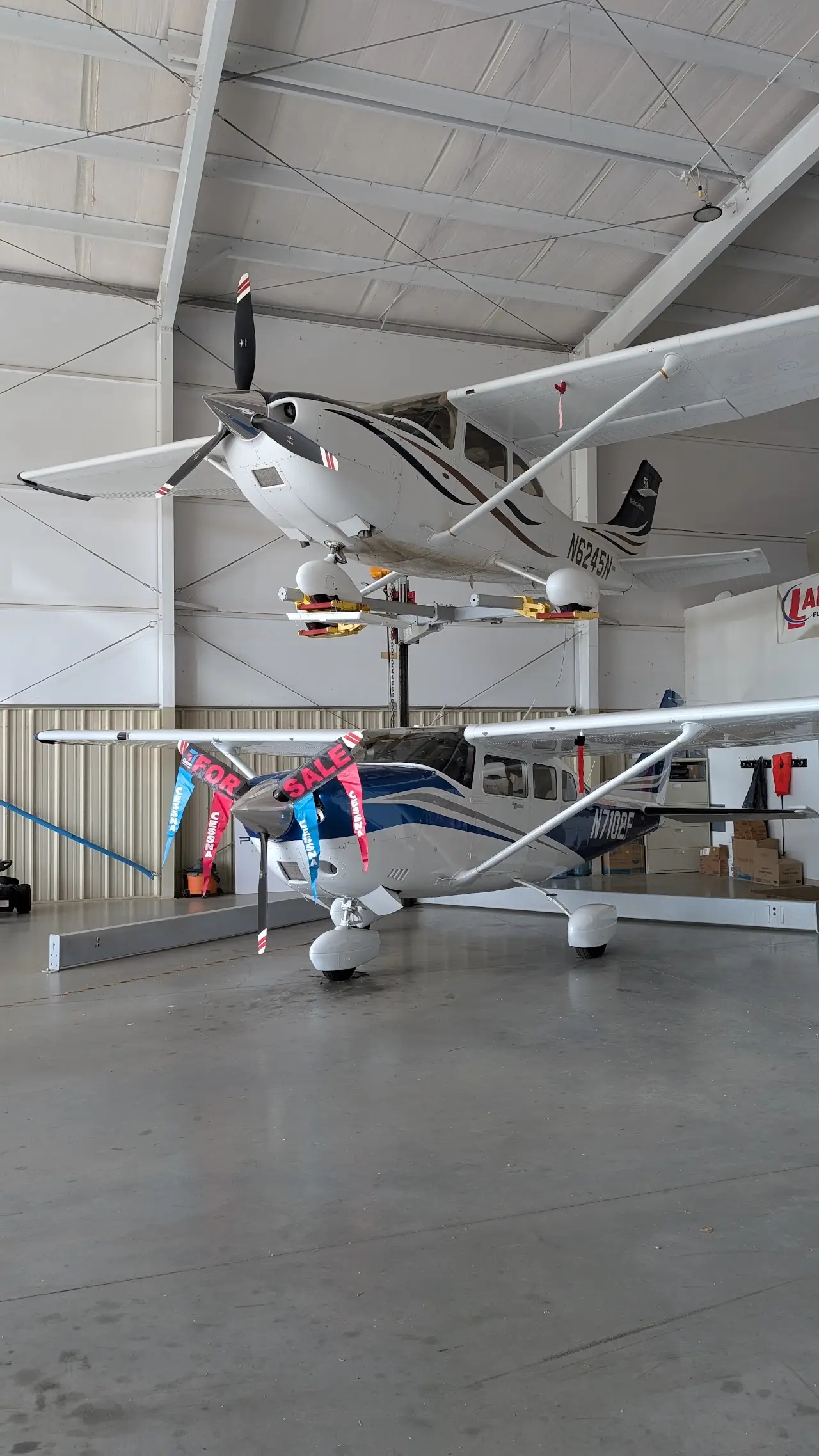 Lee Gilmer Memorial Airport (GVL), photo 2