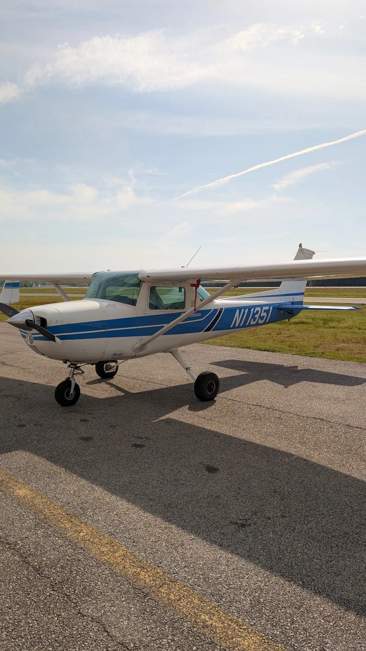 Lee Gilmer Memorial Airport (GVL), photo 4