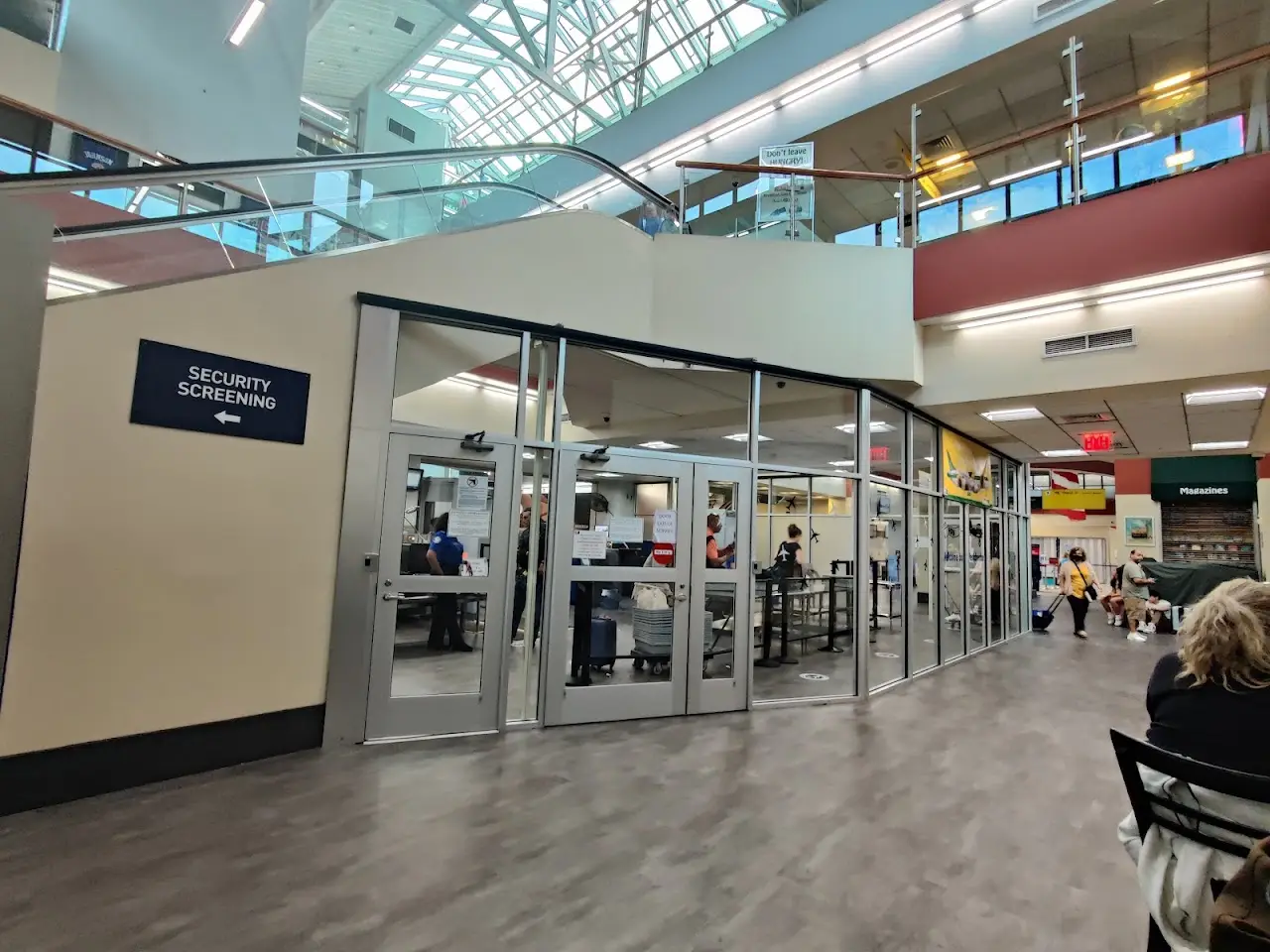 Westchester County Airport (HPN), photo 3