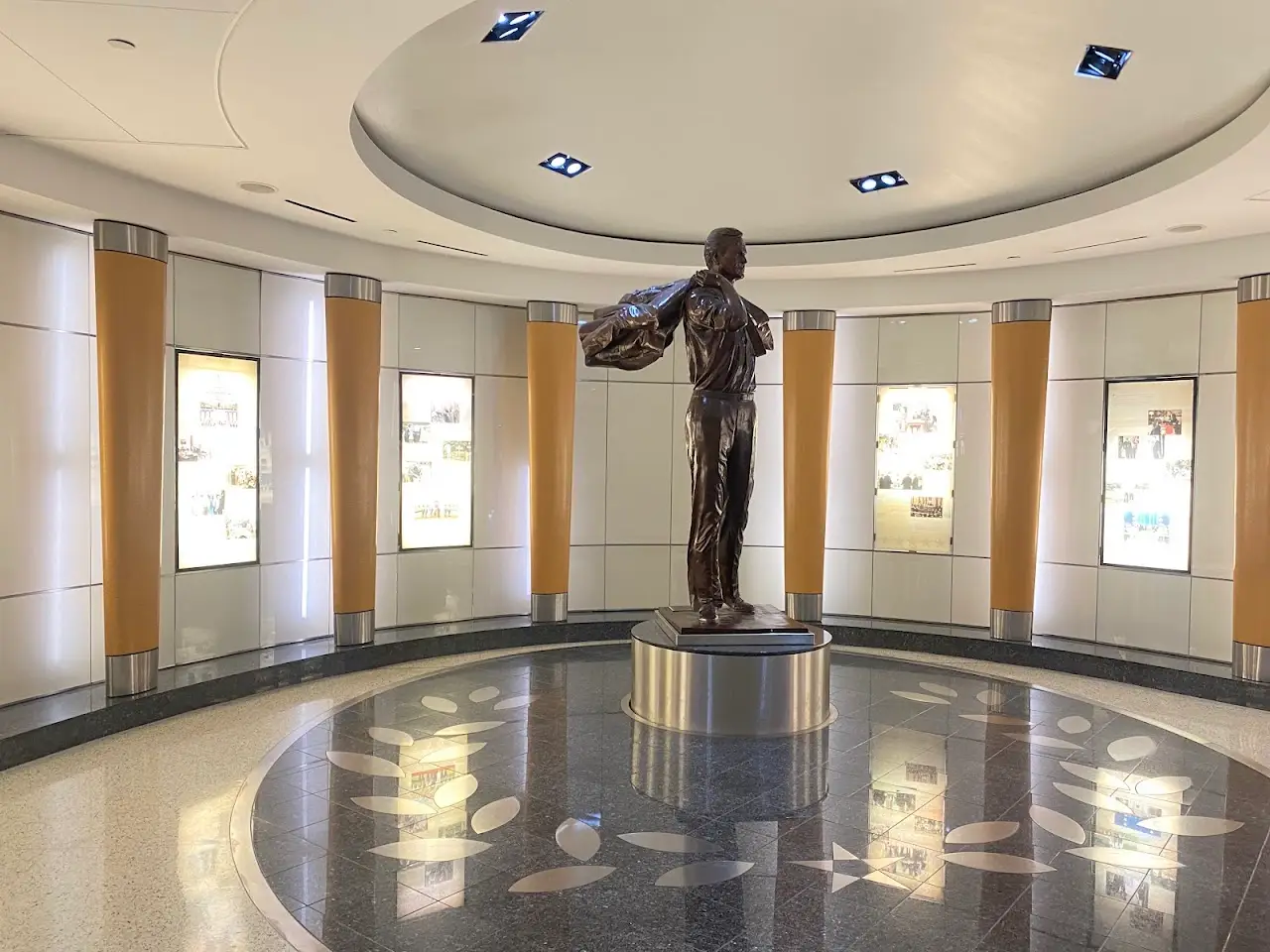George Bush Intercontinental Airport (IAH), photo 4