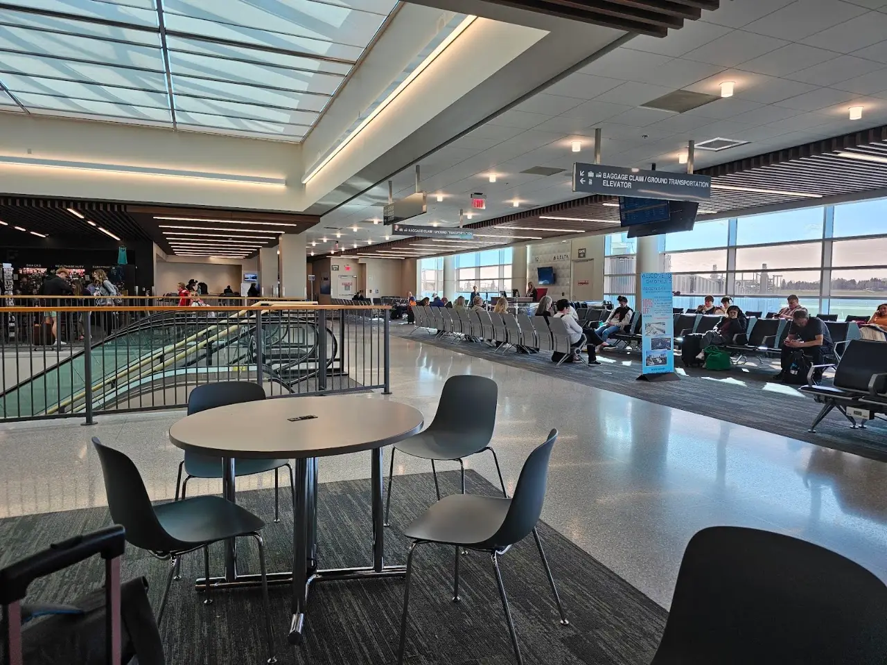 Idaho Falls Regional Airport (IDA), photo 2