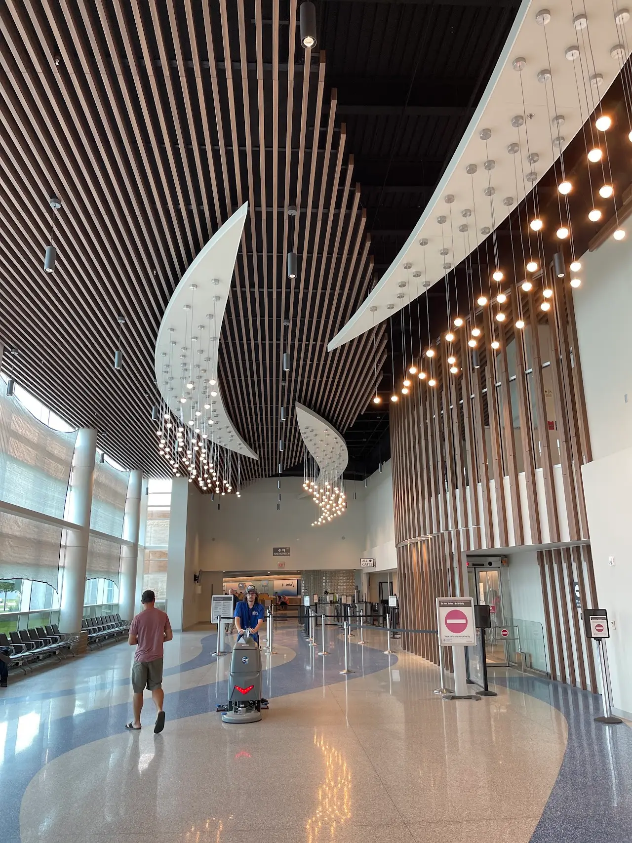 Idaho Falls Regional Airport (IDA), photo 4