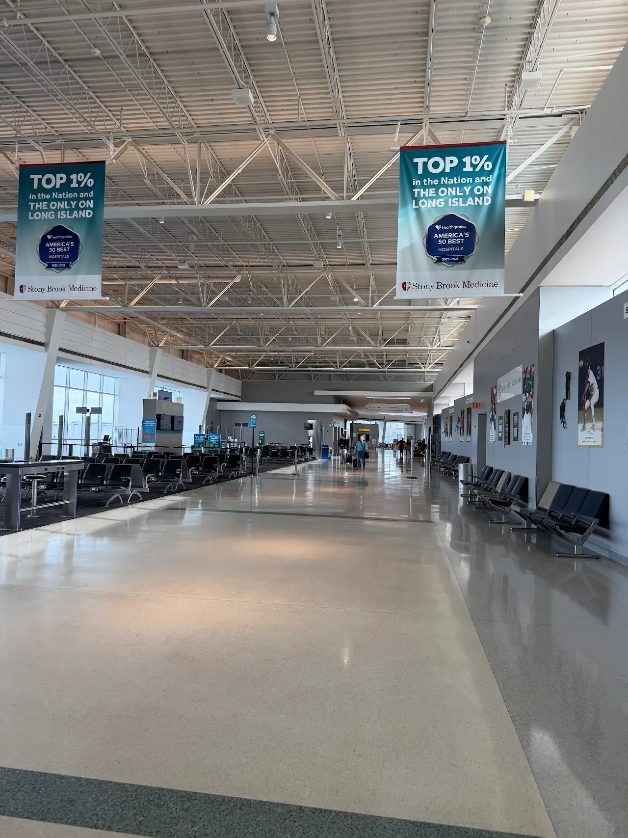 Long Island MacArthur Airport (ISP), photo 2