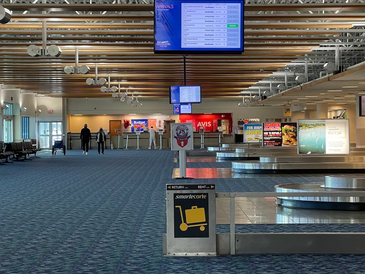 Long Island MacArthur Airport (ISP), photo 3