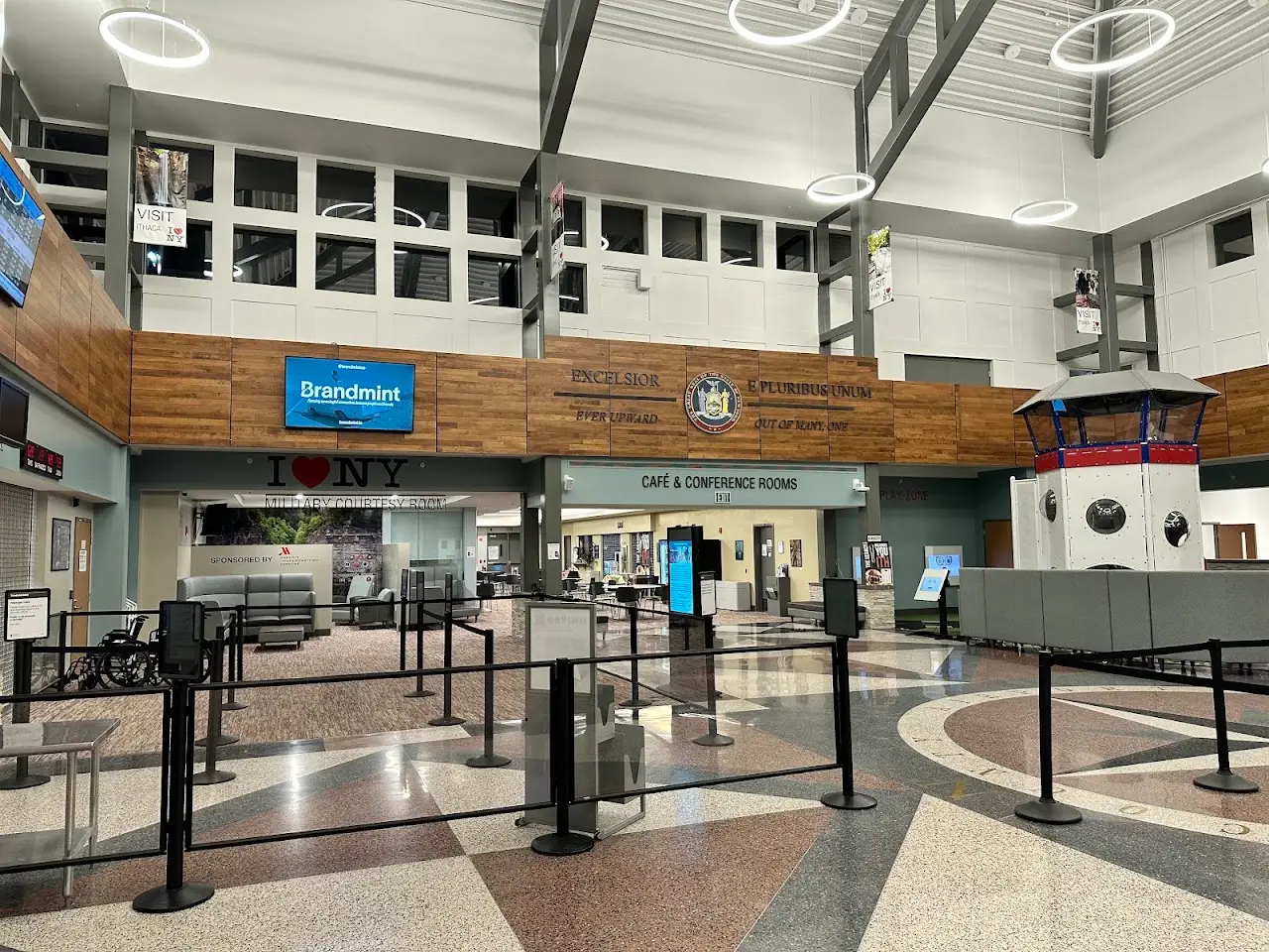 Ithaca Tompkins Regional Airport (ITH), photo 2