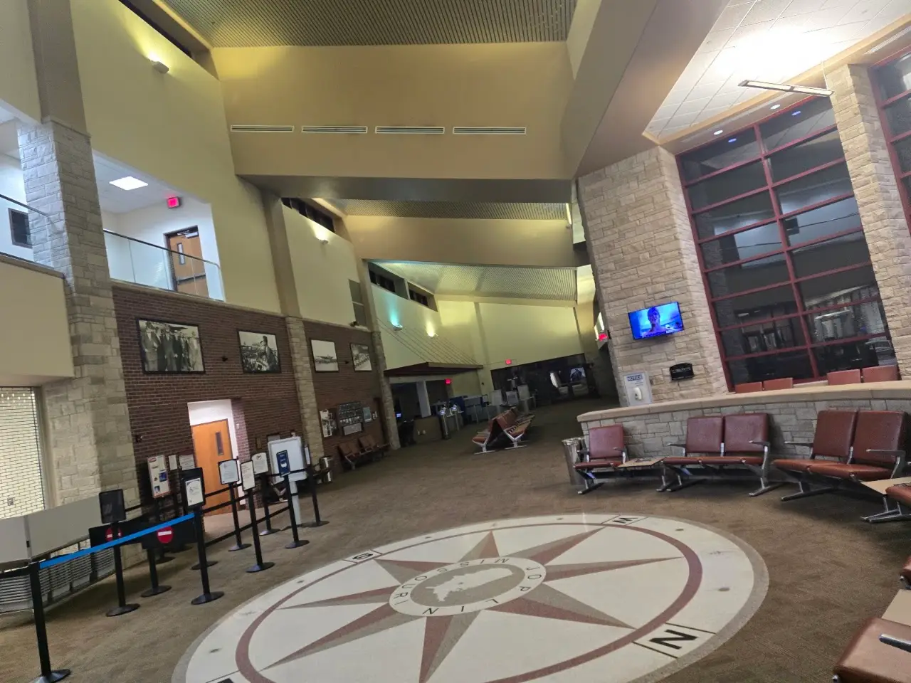 Joplin Regional Airport (JLN), photo 2