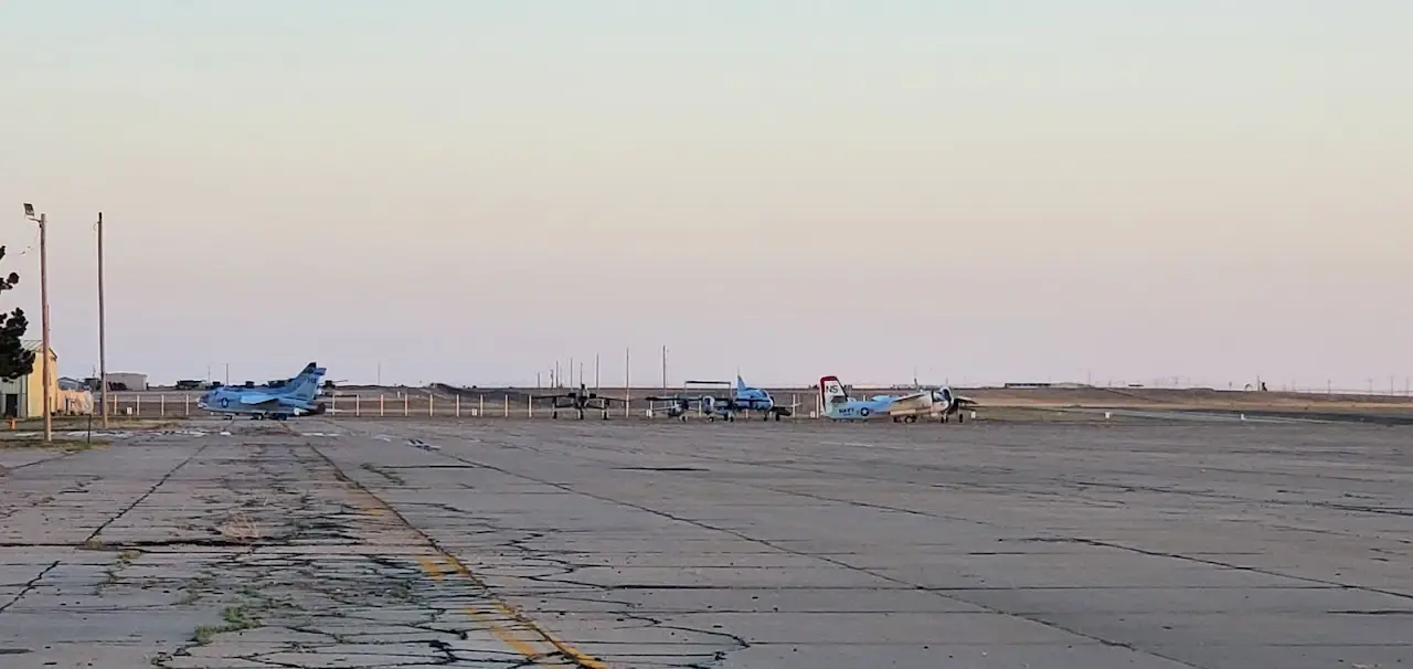 Liberal Mid-America Regional Airport (LBL), photo 4