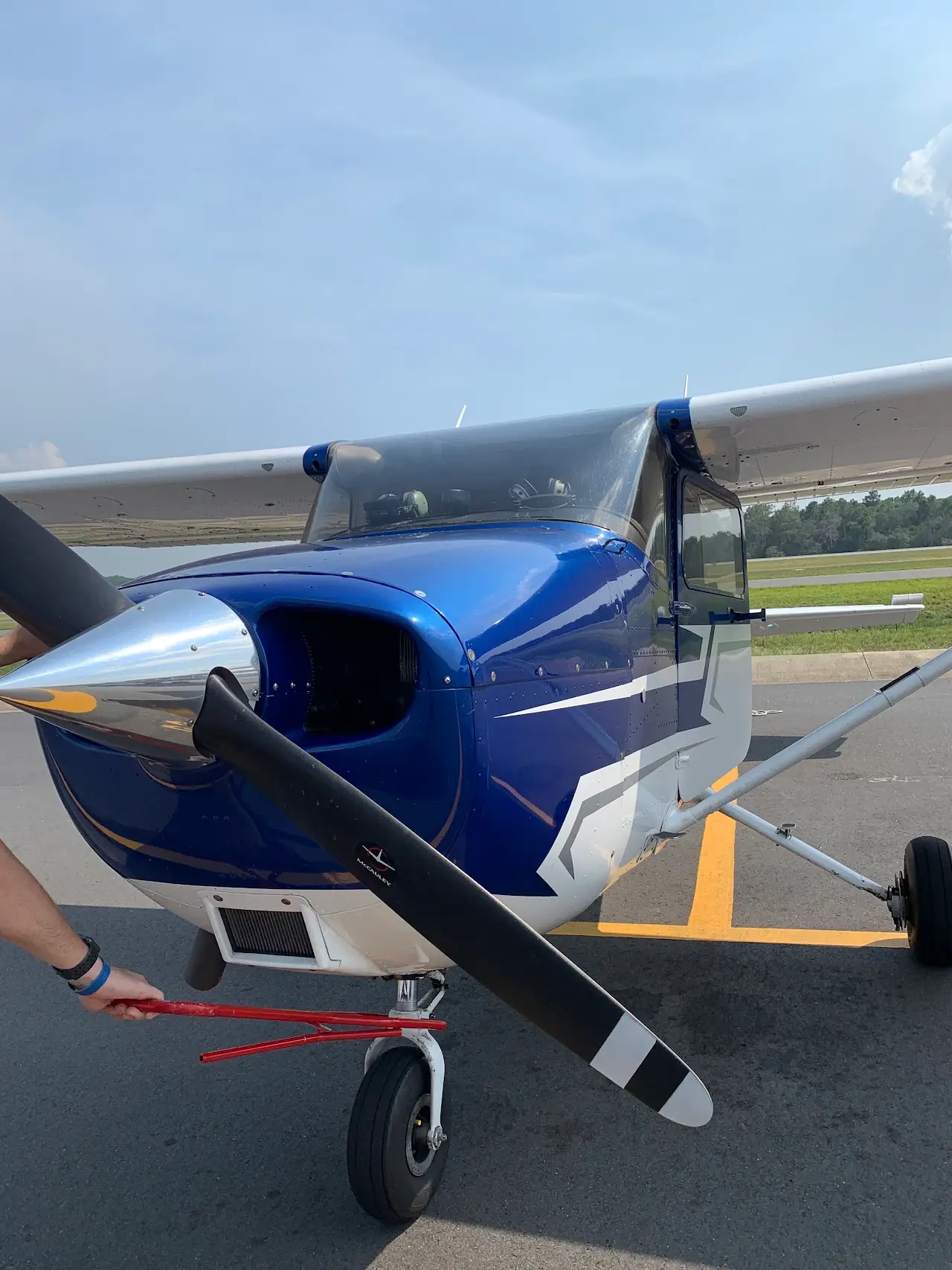 Leesburg International Airport (LEE), photo 4
