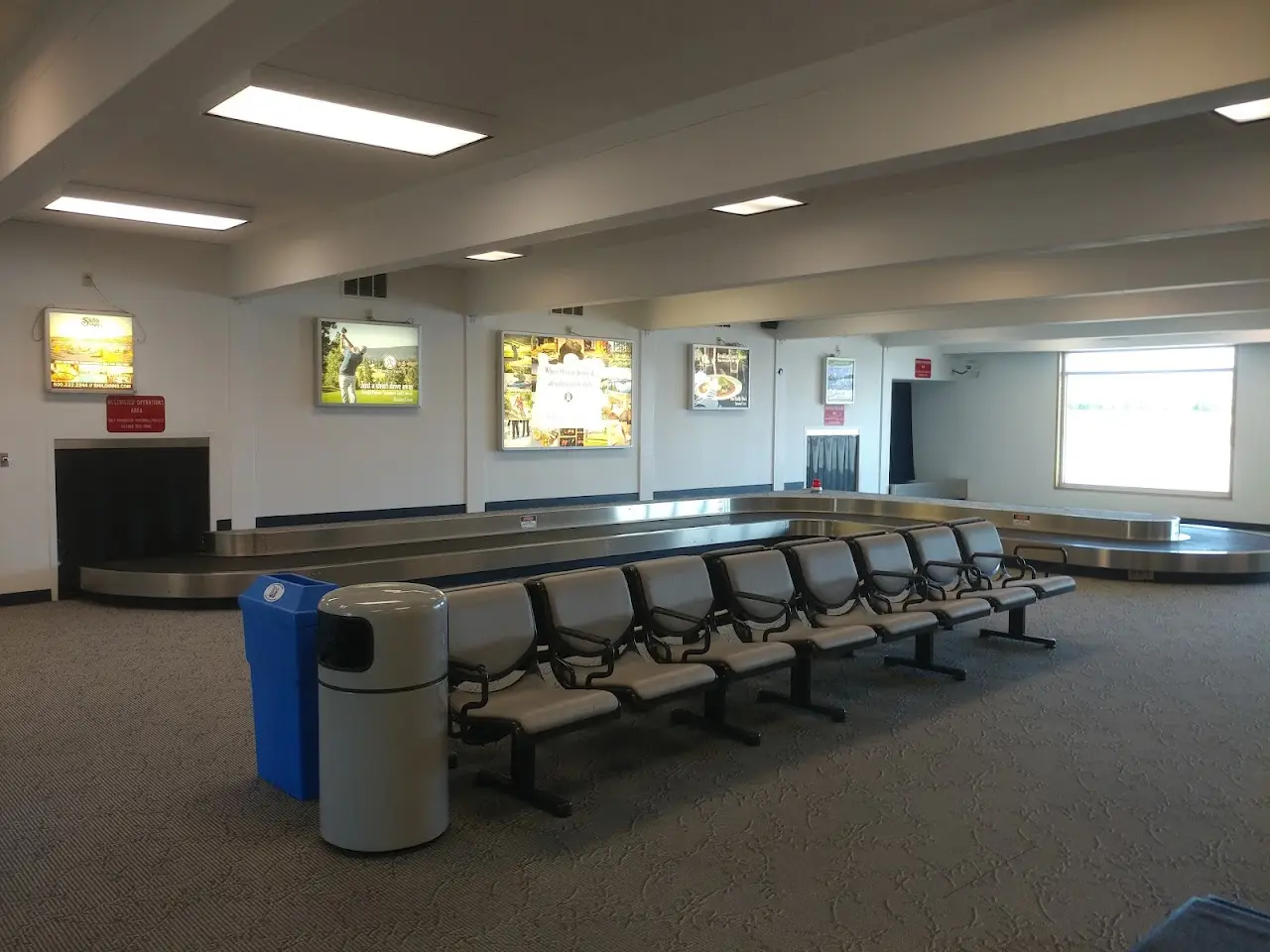 Crater Lake-Klamath Regional Airport (LMT), photo 3