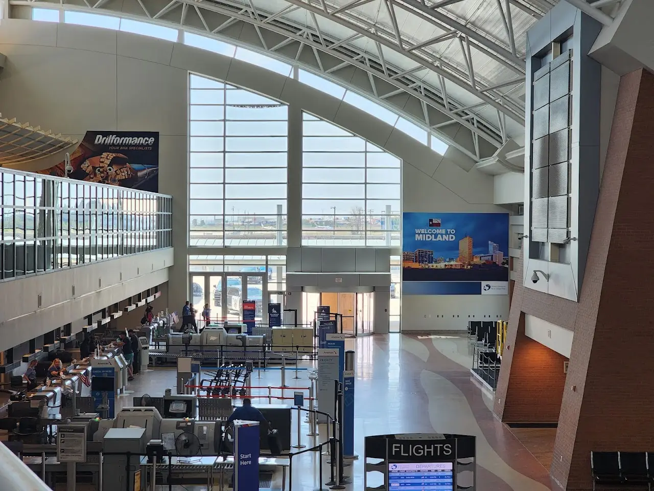 Midland International Air and Space Port (MAF), photo 2