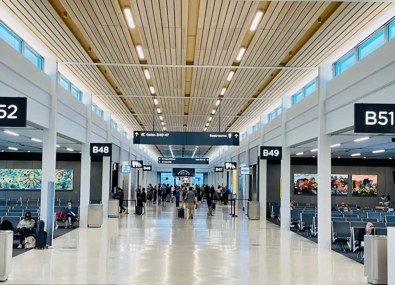 Kansas City International Airport (MCI), photo 2