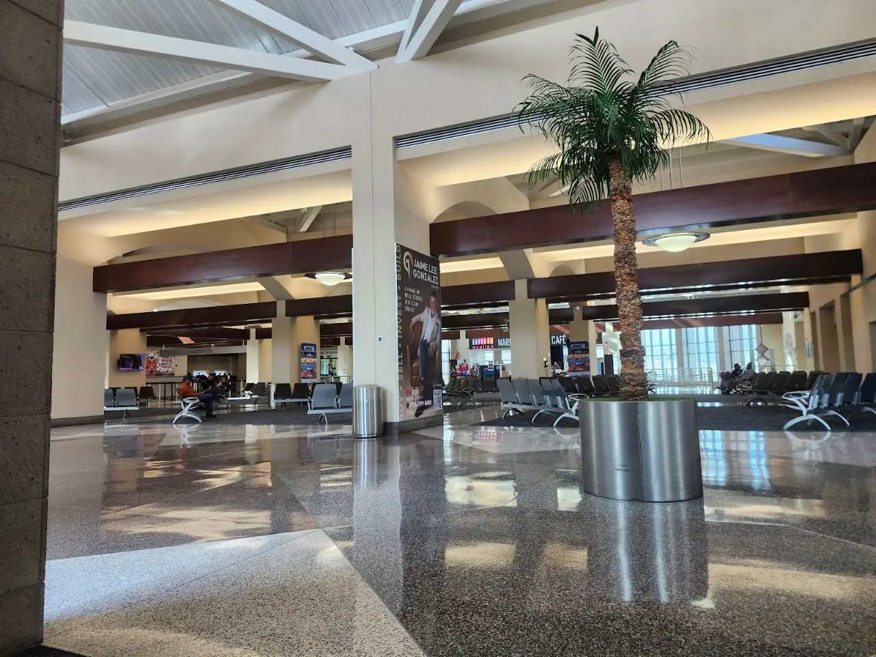 McAllen Miller International Airport (MFE), photo 2