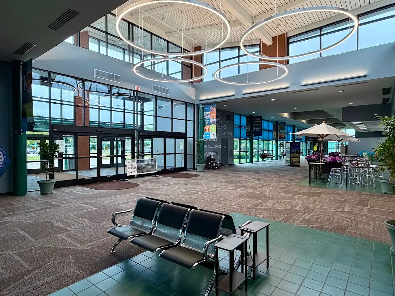 Muskegon County Airport (MKG), photo 4