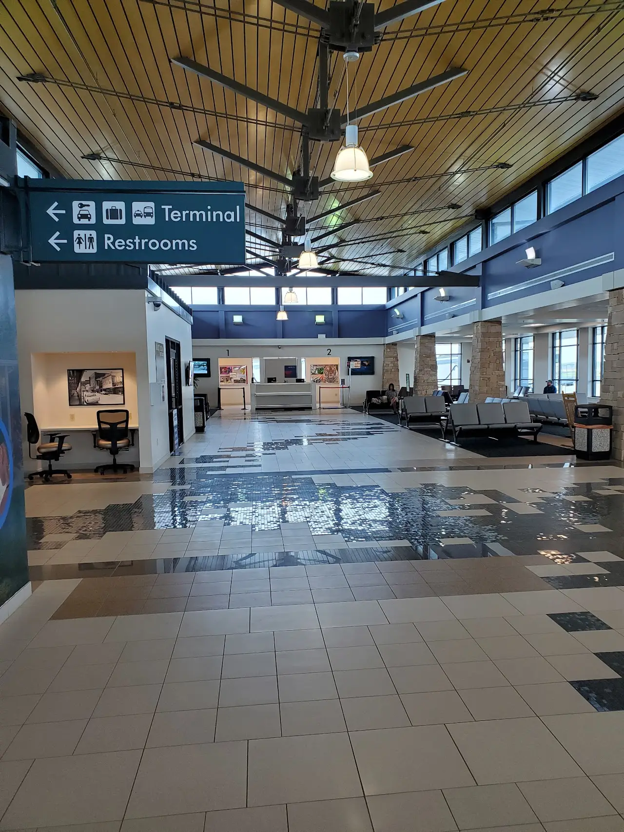Monroe Regional Airport (MLU), photo 2