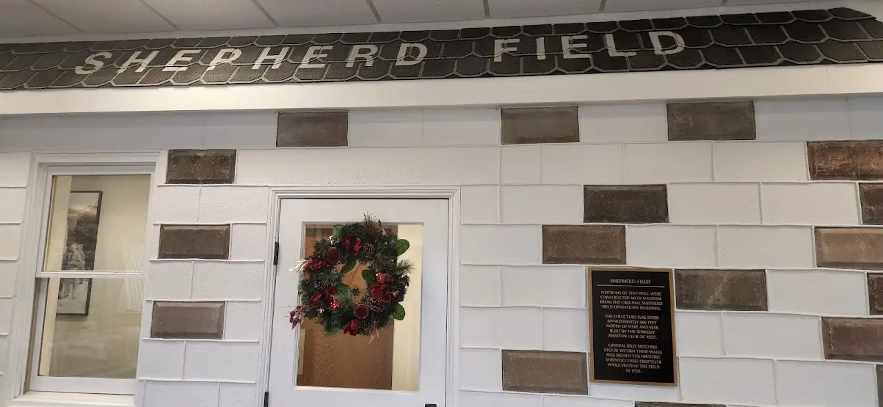 Eastern WV Regional Airport/Shepherd Field (MRB), photo 2