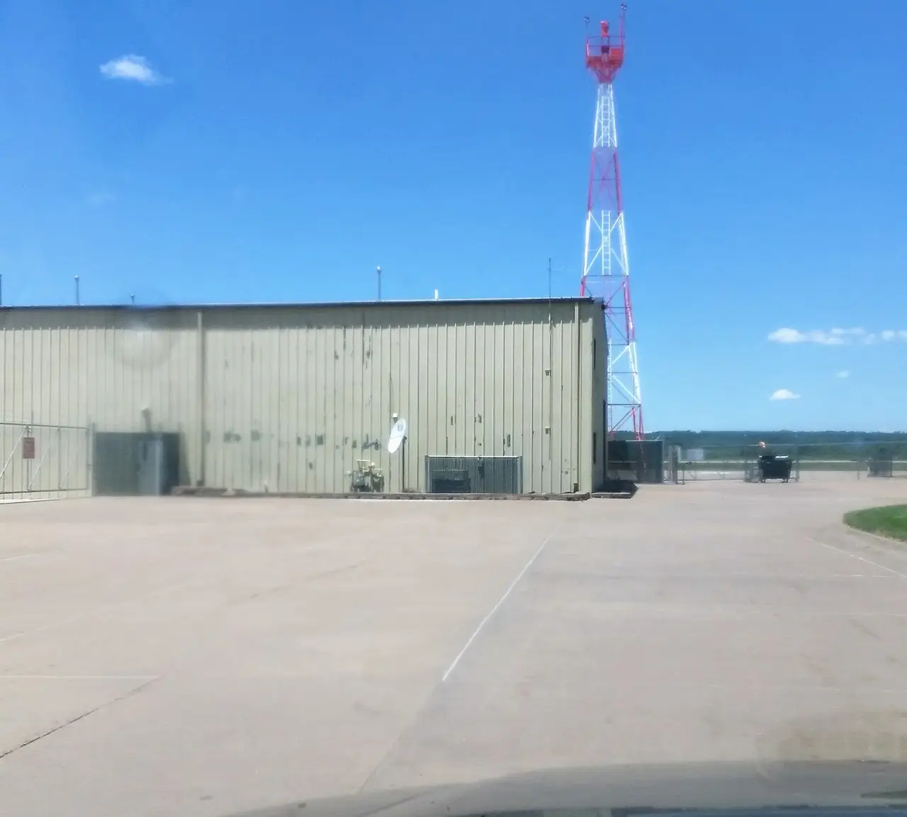 Muscatine Municipal Airport (MUT), photo 3