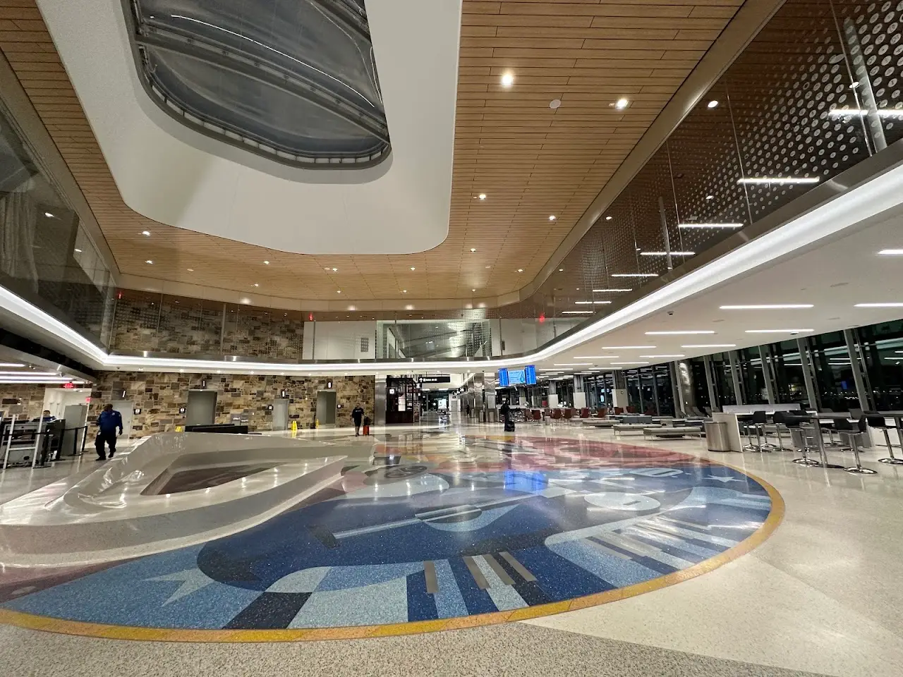 OKC Will Rogers World Airport (OKC), photo 3