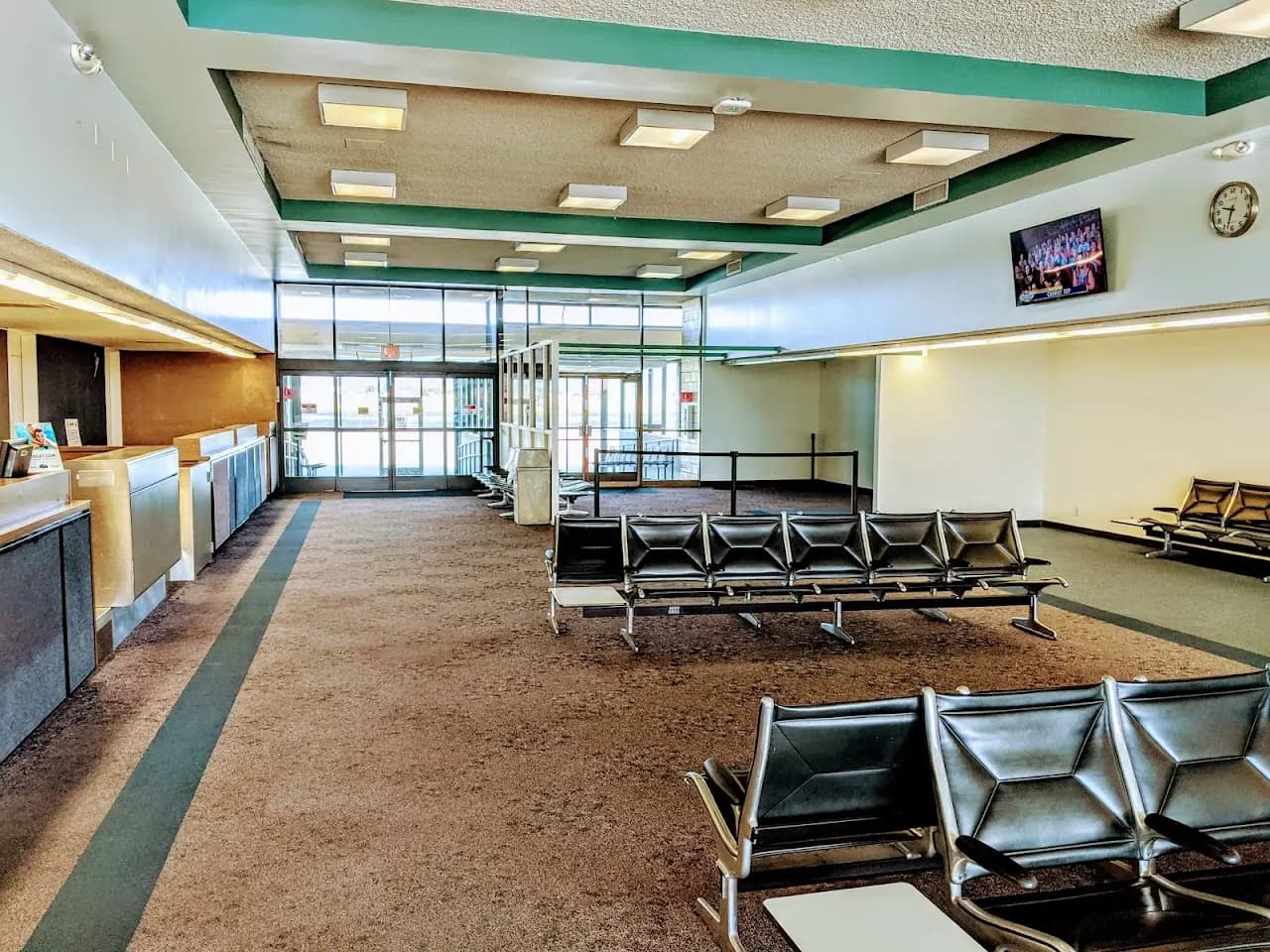 Oxnard Airport (OXR), photo 4