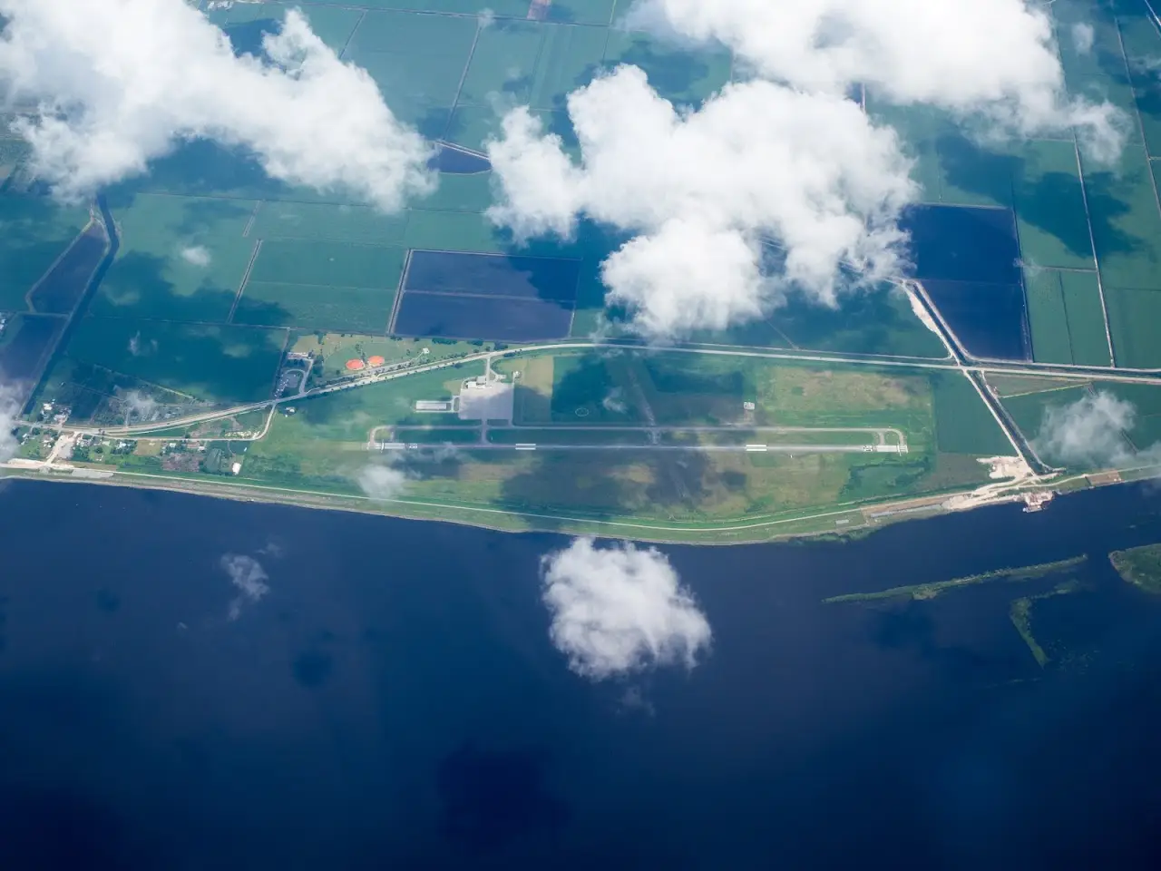 Palm Beach County Glades Airport (PHK), photo 2