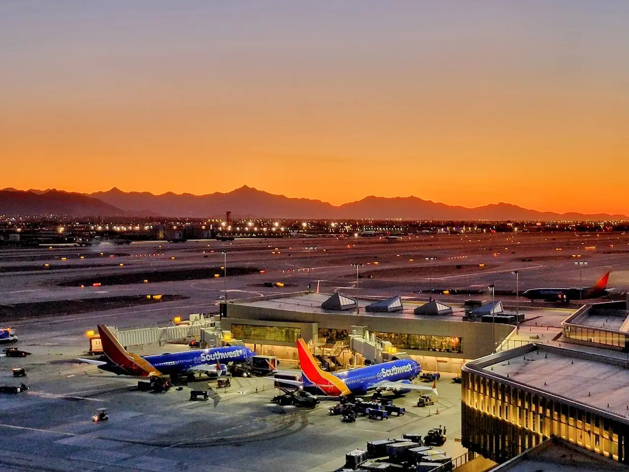 Flat Airport (FLT), photo 3