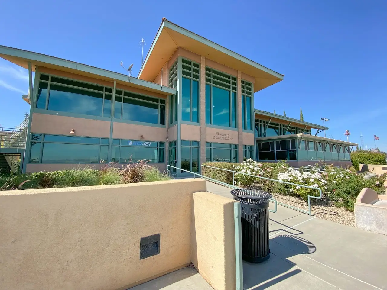 Paso Robles Municipal Airport (PRB), photo 2