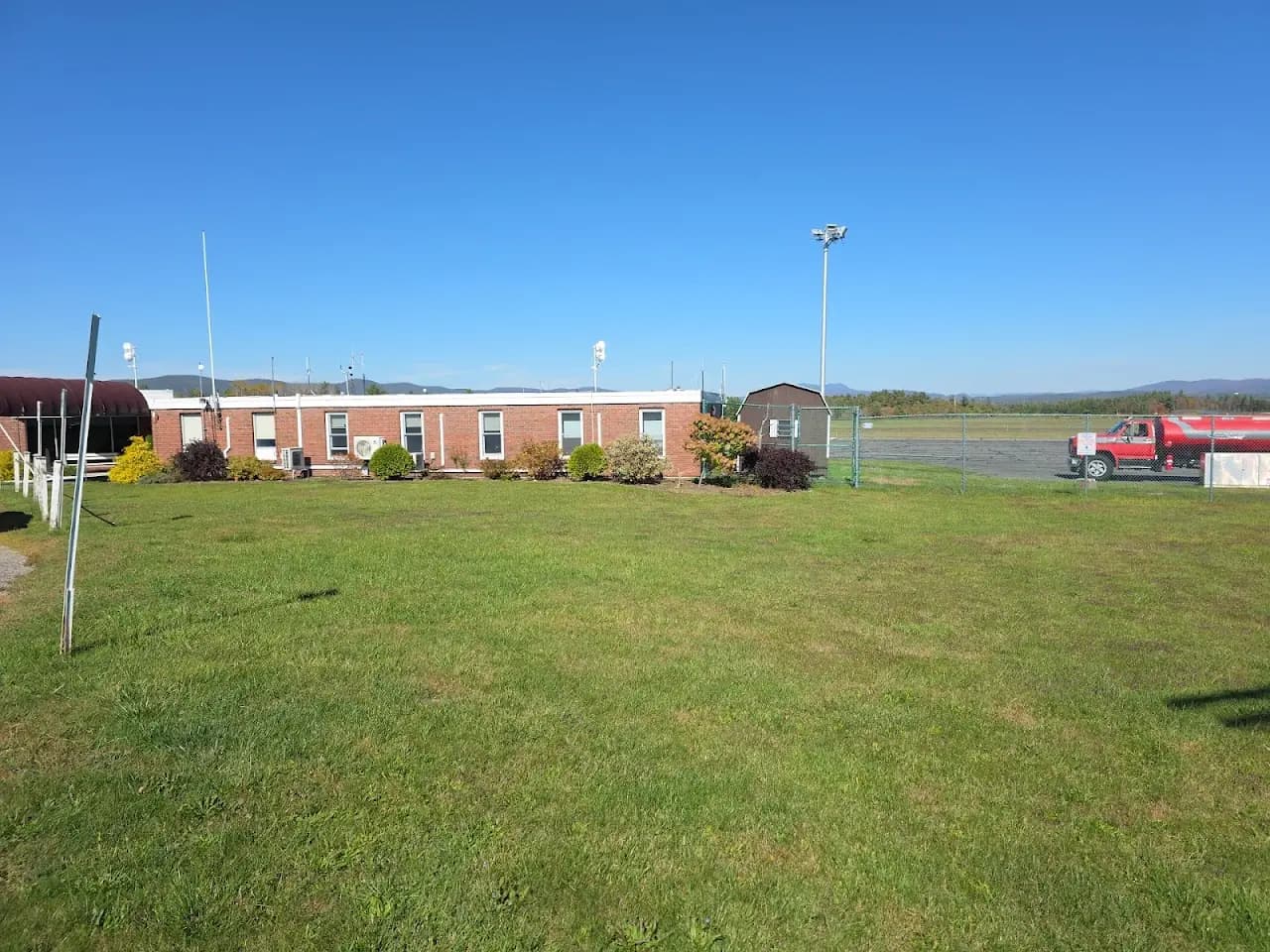 Pittsfield Municipal Airport (PSF), photo 4