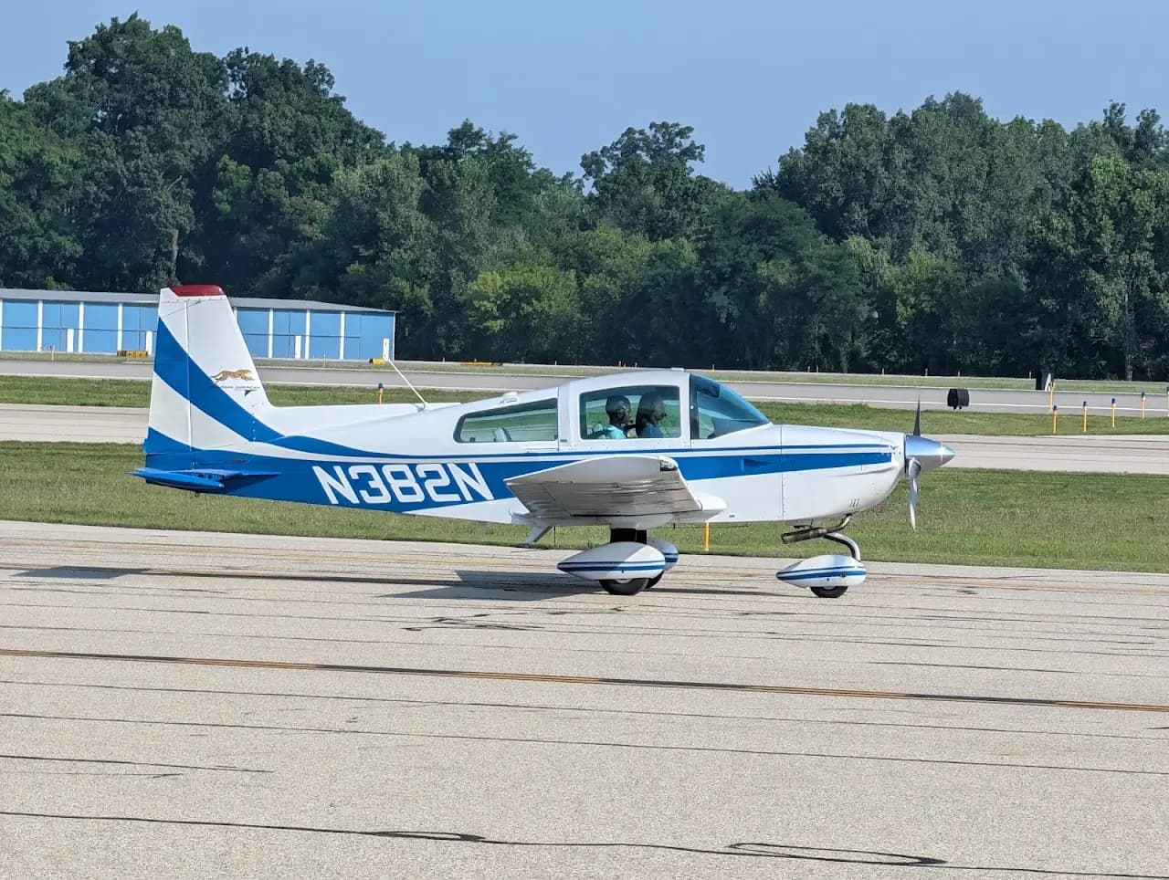 Oakland County International Airport (PTK), photo 4