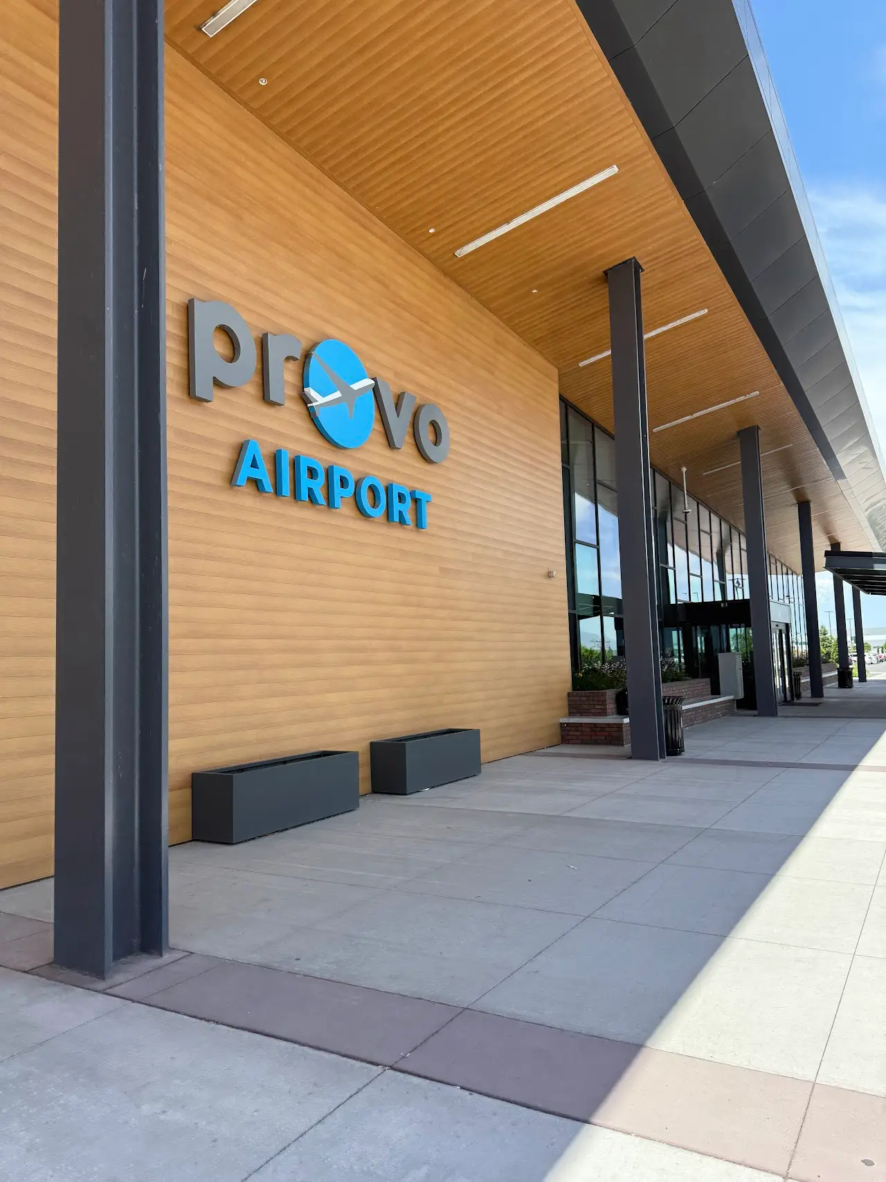 Provo Municipal Airport (PVU), photo 2