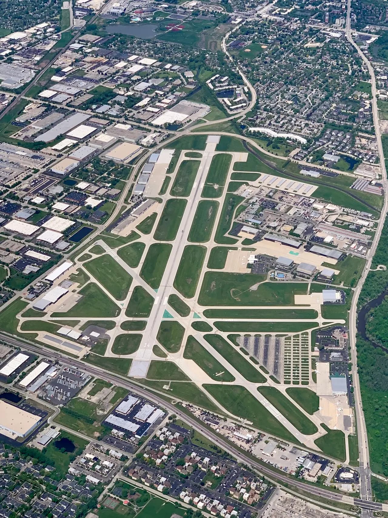 Chicago Executive Airport (PWK), photo 3