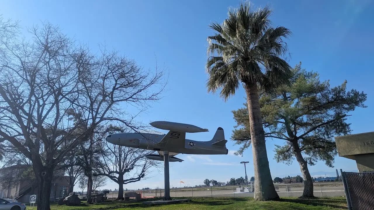 Red Bluff Municipal Airport (RBL), photo 4