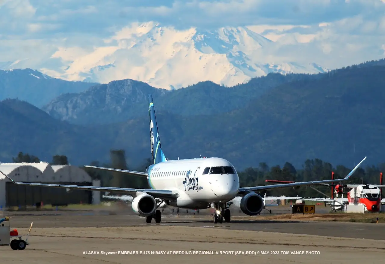 Redding Municipal Airport (RDD), photo 4