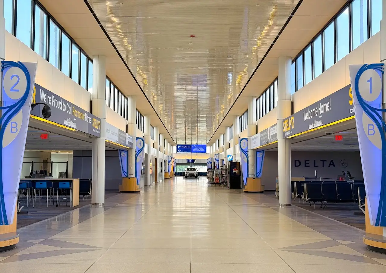 Frederick Douglass Greater Rochester International Airport (ROC), photo 2