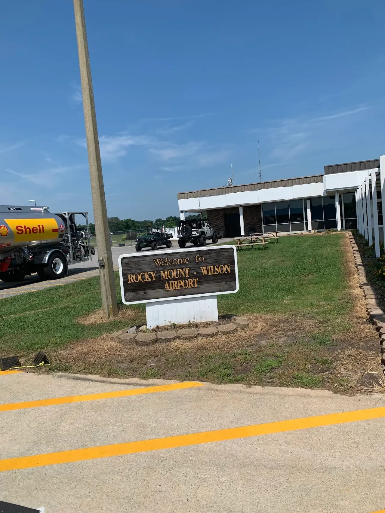 Rocky Mount Wilson Regional Airport (RWI), photo 2