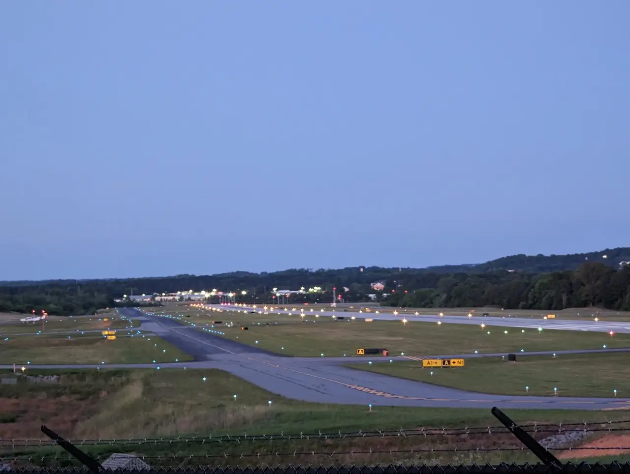 Cobb County International Airport-McCollum Field (KRYY), photo 3
