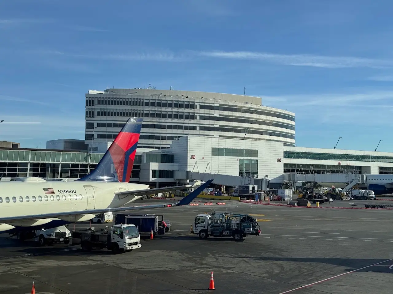 Seattle–Tacoma International Airport (SEA), photo 4