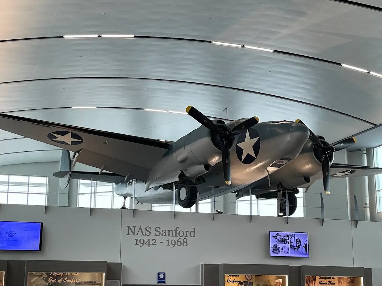 Orlando Sanford International Airport (SFB), photo 3
