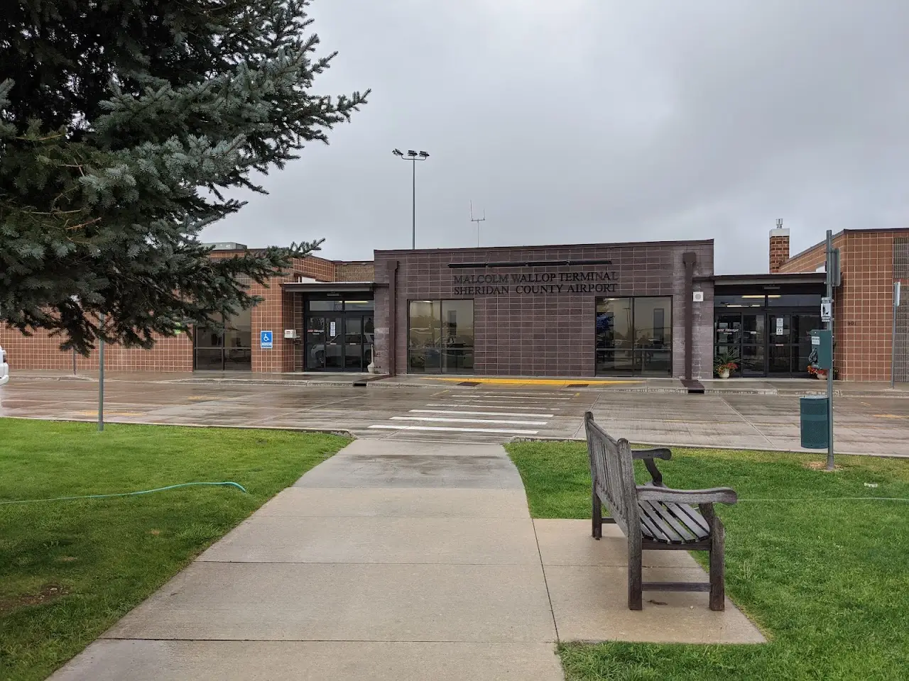 Sheridan County Airport (SHR), photo 2