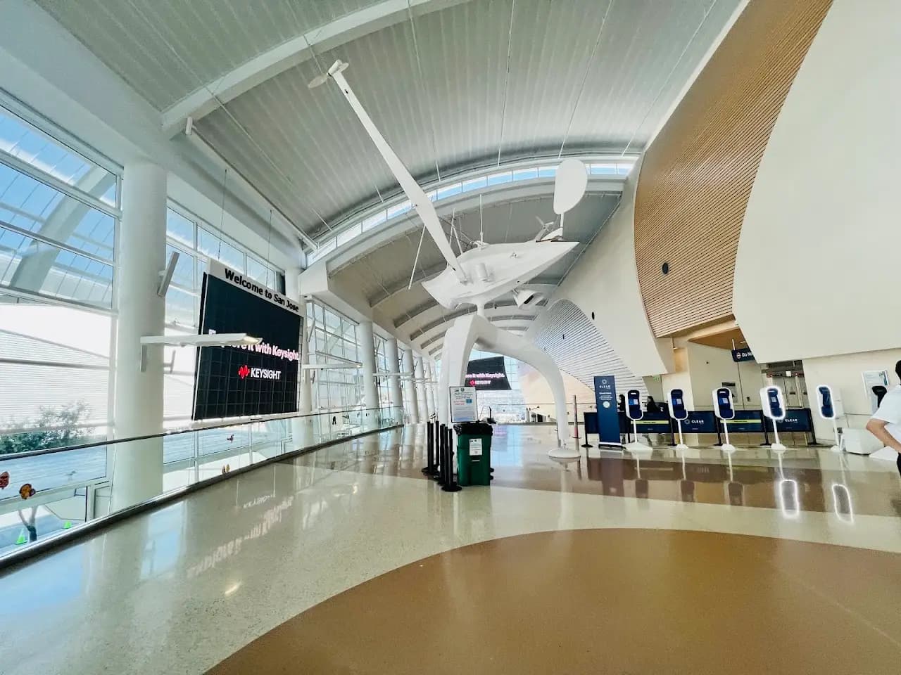 Norman Y. Mineta San Jose International Airport (SJC), photo 2