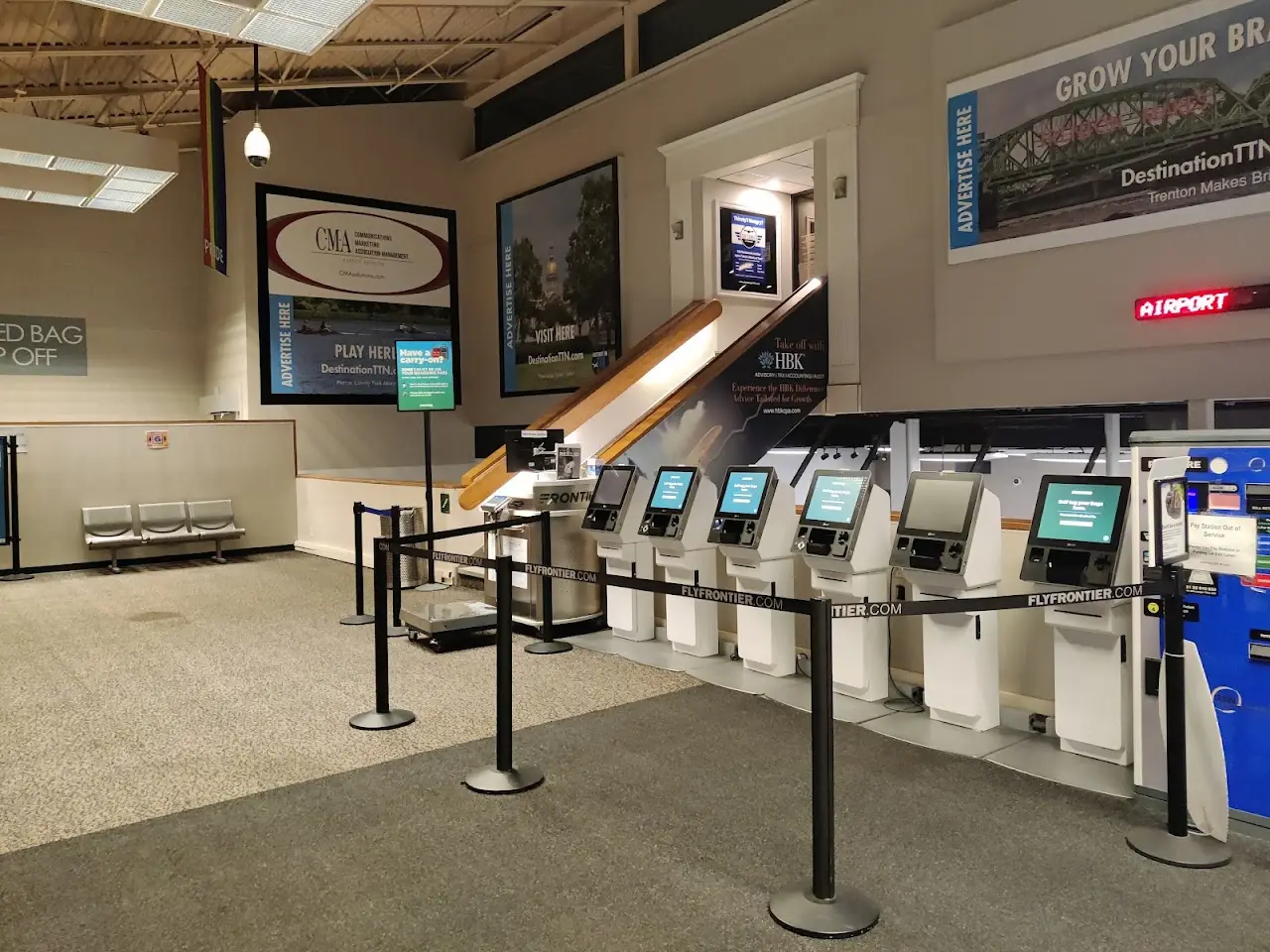 Trenton Mercer Airport (TTN), photo 4
