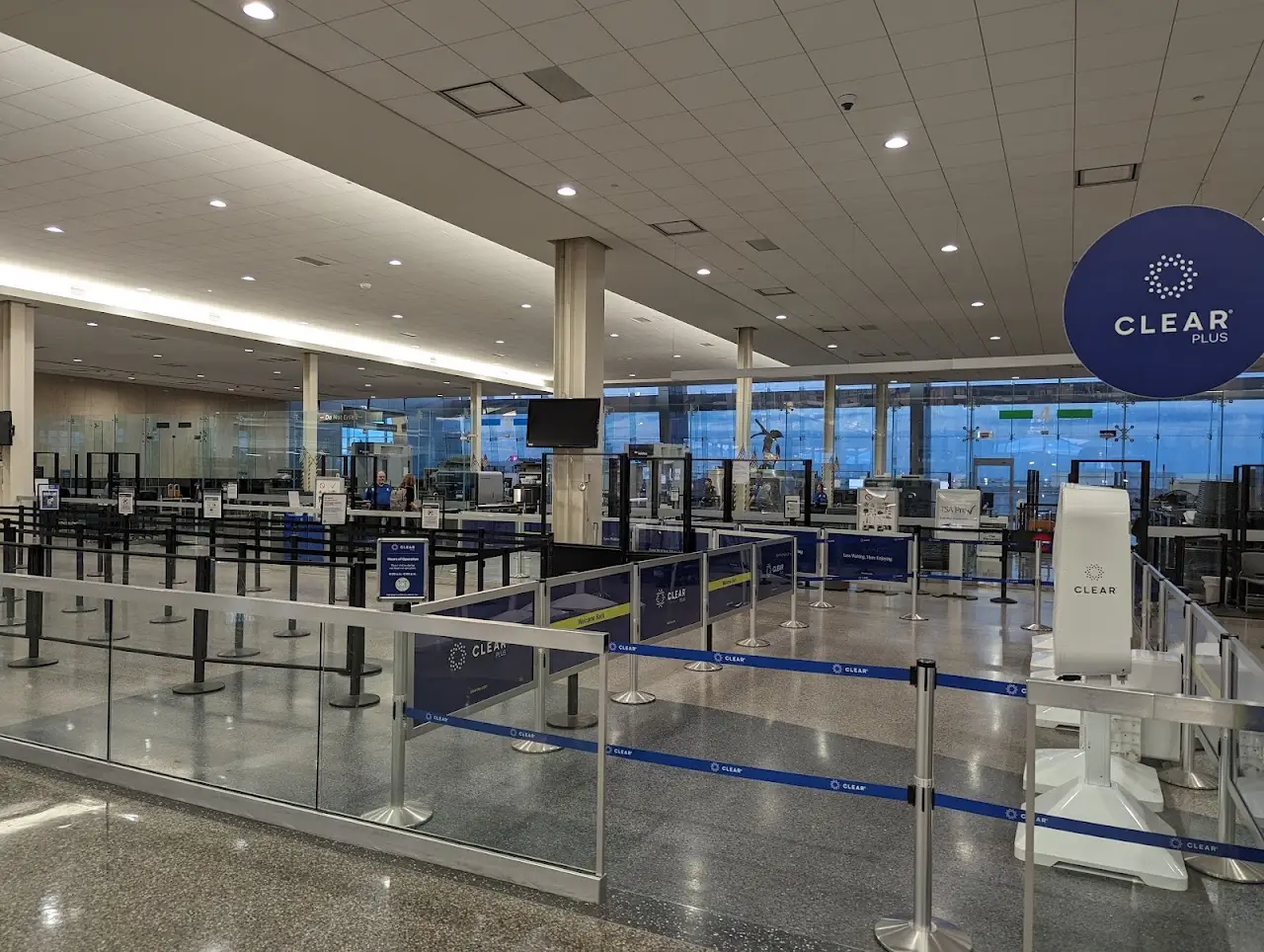 Tulsa International Airport (TUL), photo 2