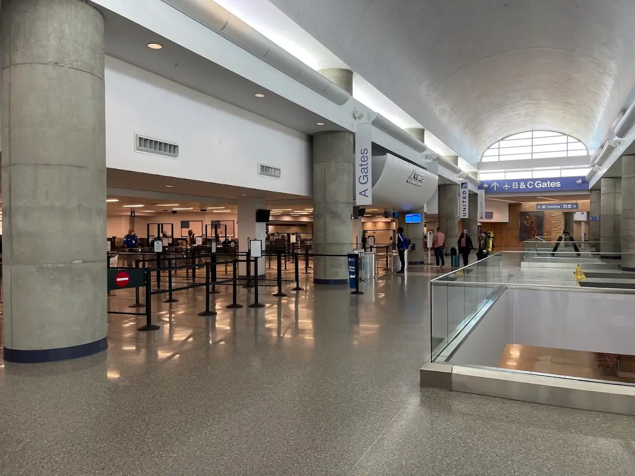 Tucson International Airport (TUS), photo 4