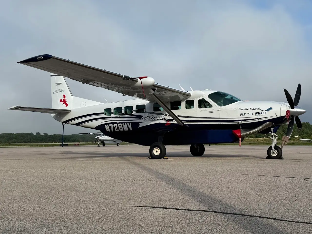 Westerly State Airport (WST), photo 2