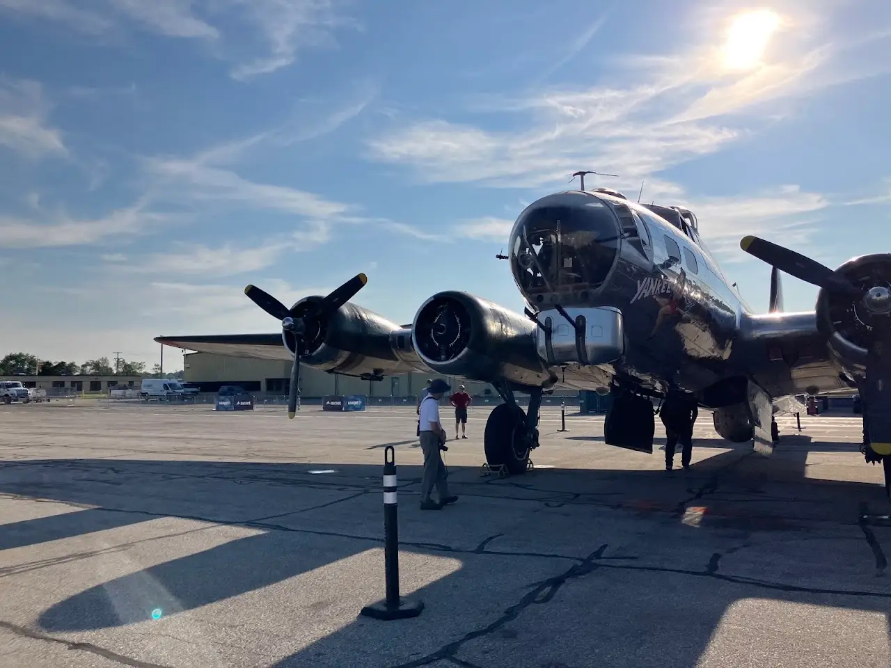 Willow Run Airport (YIP), photo 3