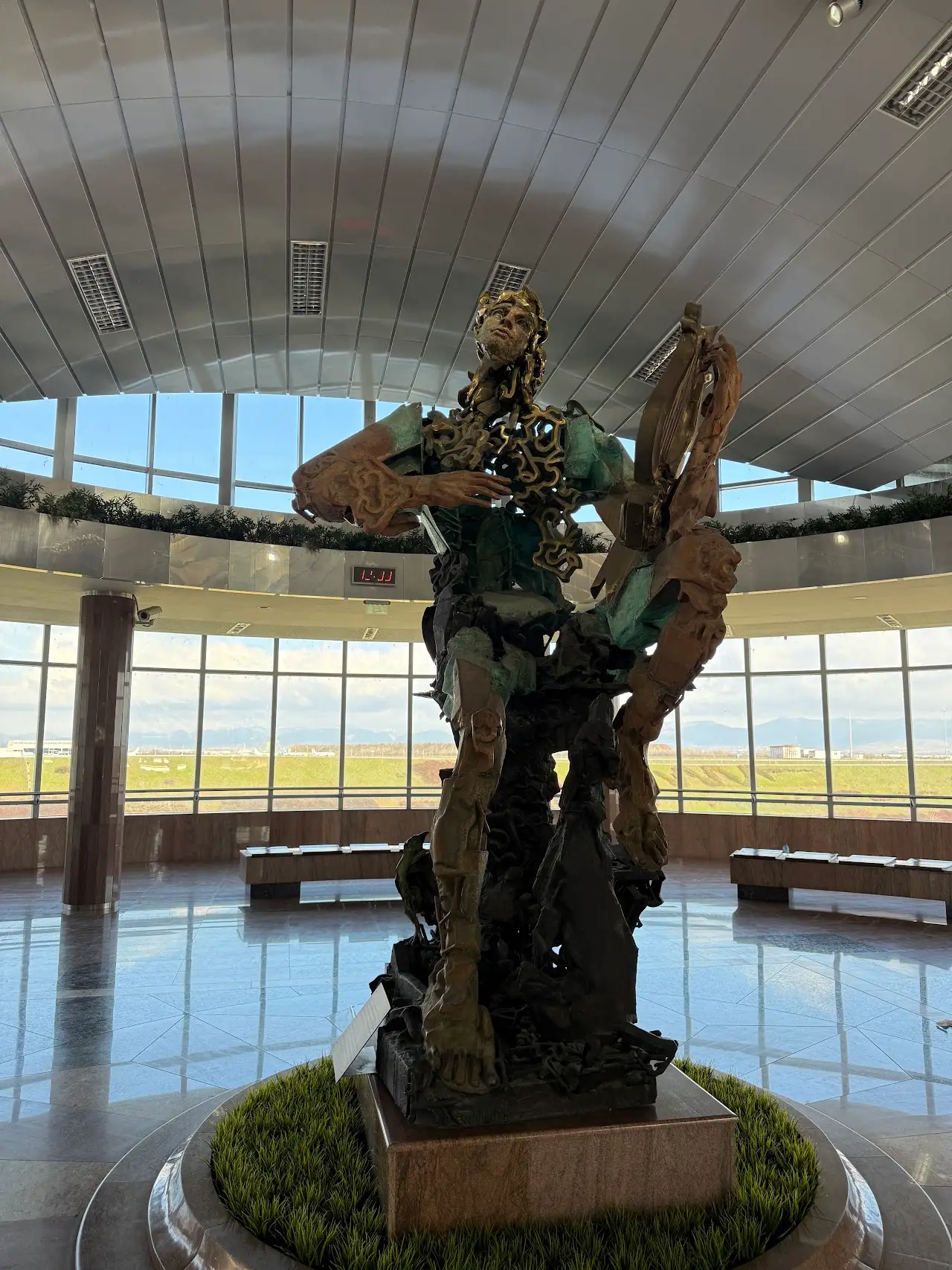 Sofia Airport (SOF), photo 4