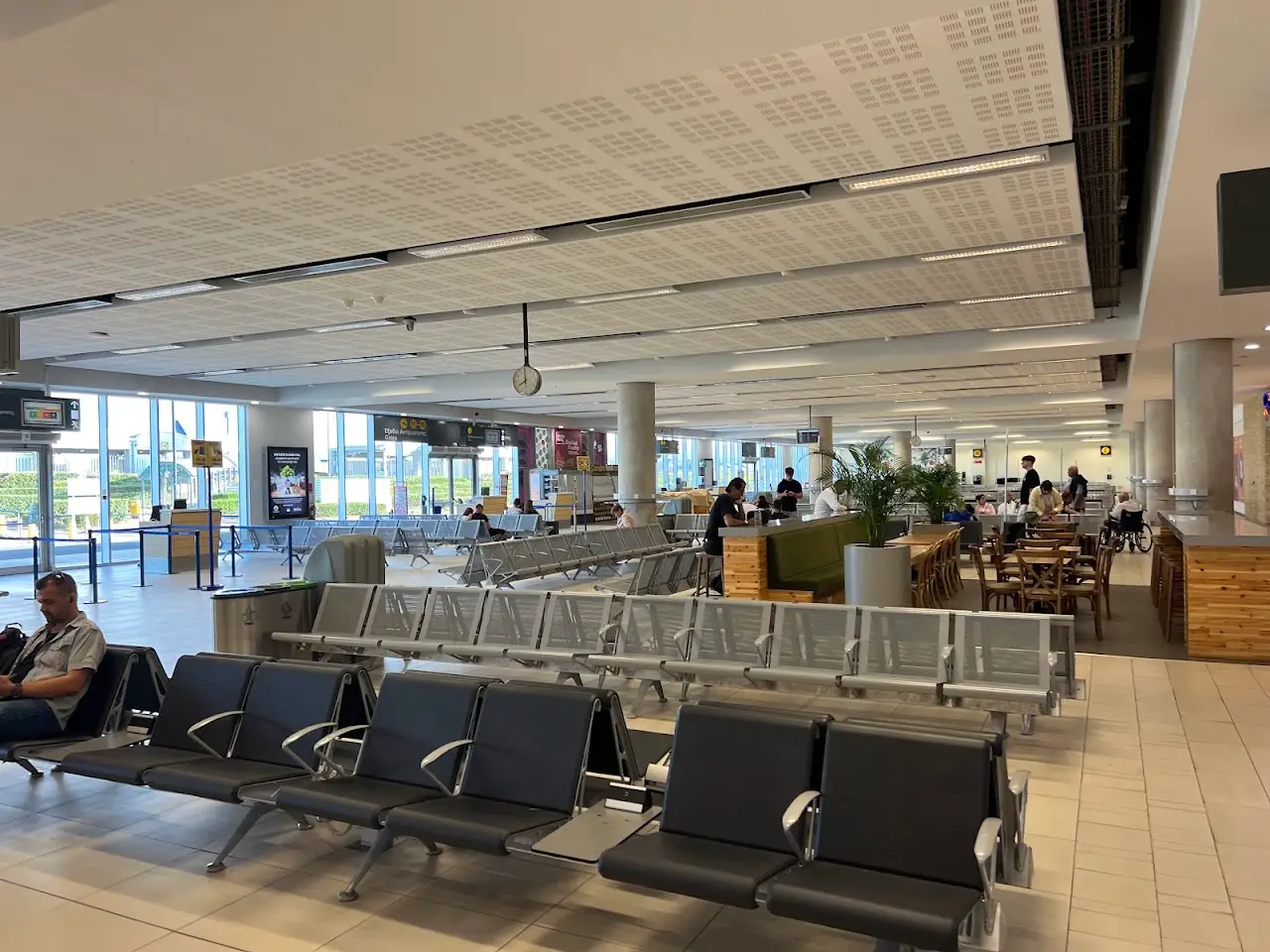 Paphos International Airport (PFO), photo 4