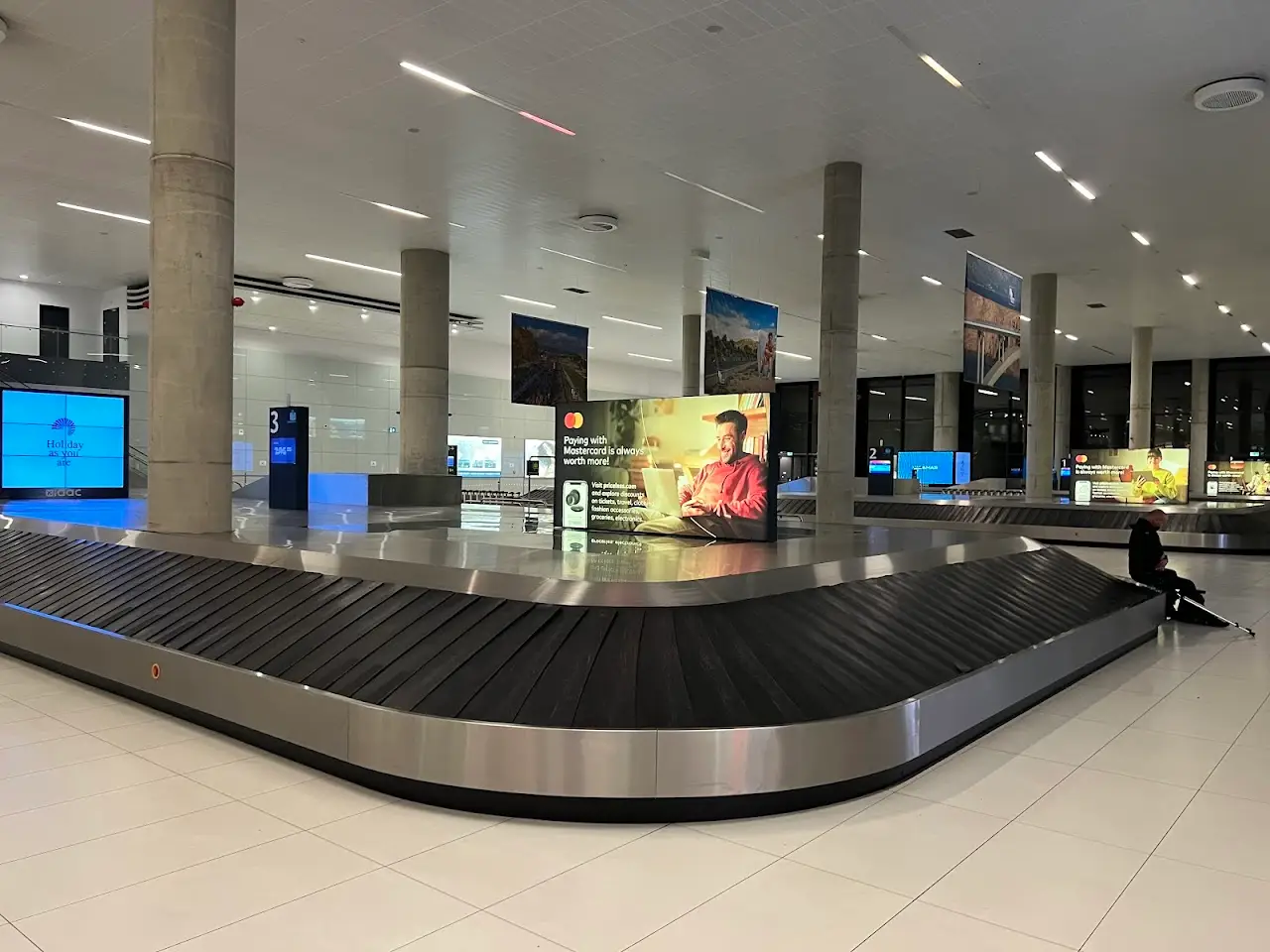 Zagreb Franjo Tuđman International Airport (ZAG), photo 3
