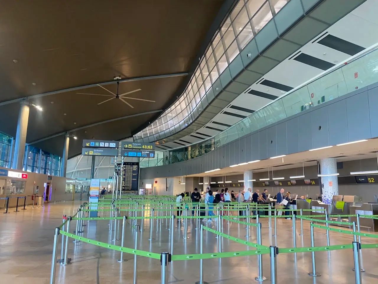Valencia Airport (VLC), photo 3