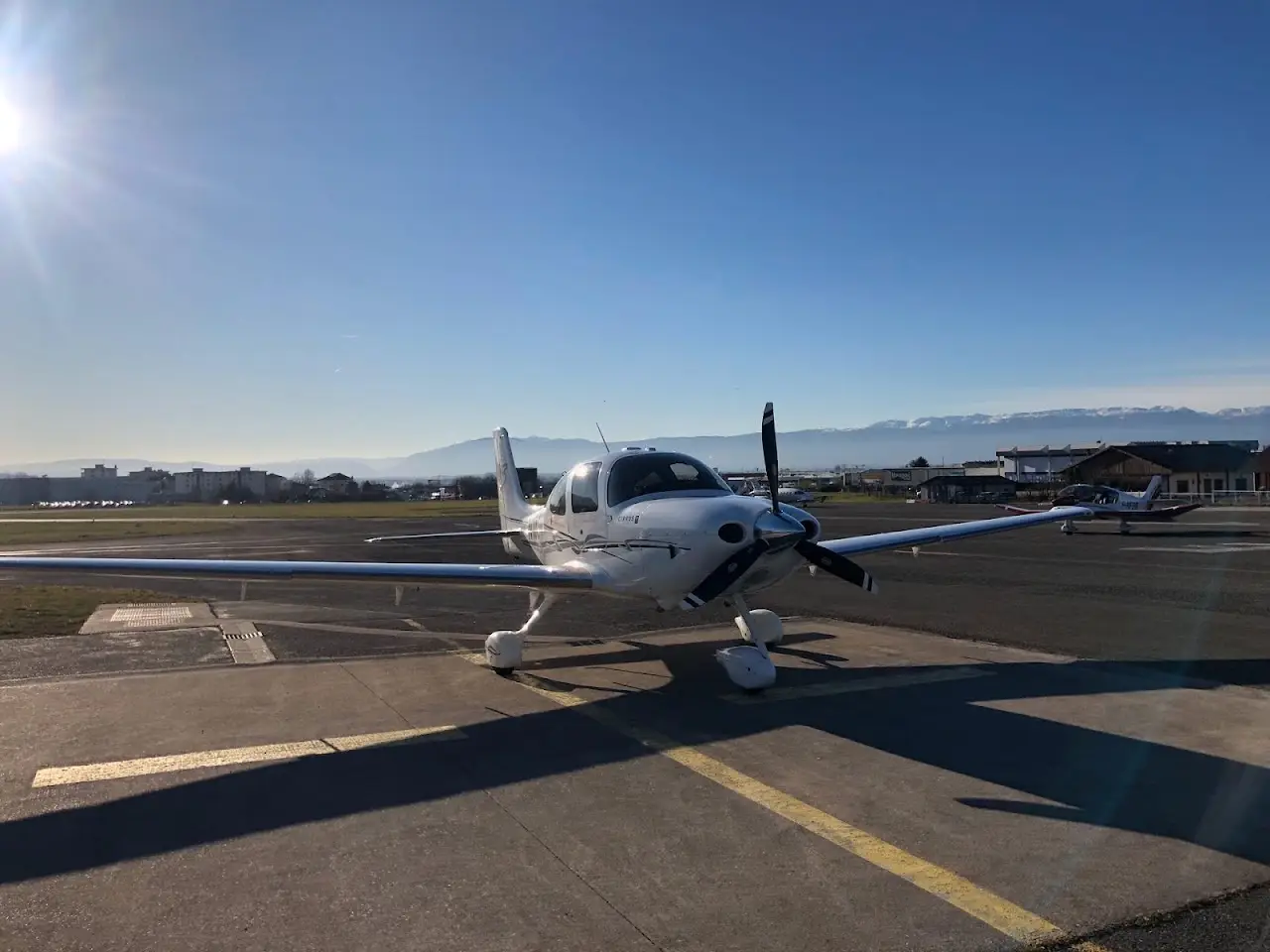 Annemasse Airfield (LFLI), photo 2